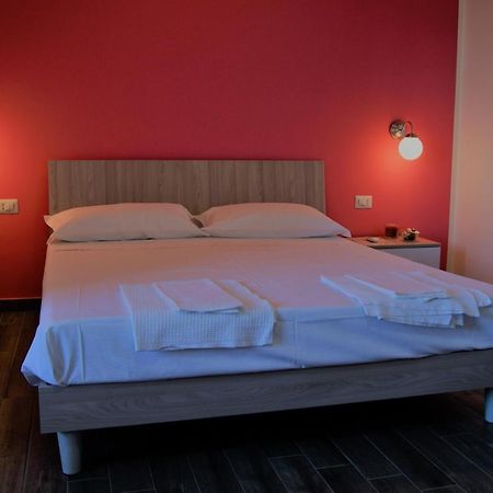 B&B Apollonia Roseto Capo Spulico Exterior photo